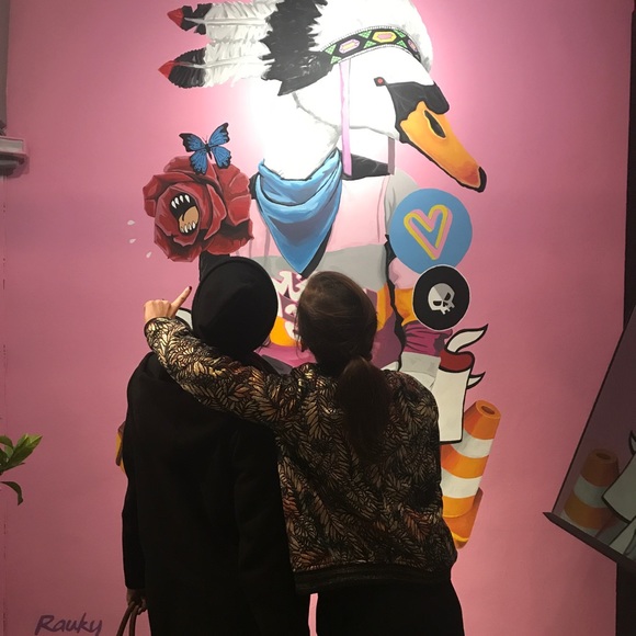 Meet your Posher, Alice - Picture 1 of 1